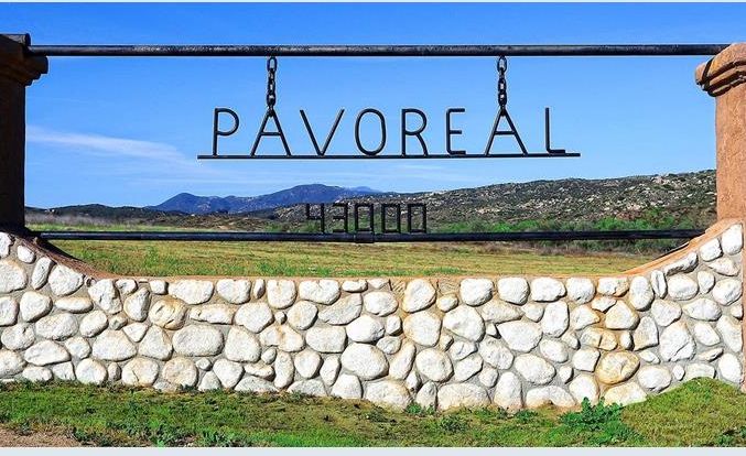 pavoreal